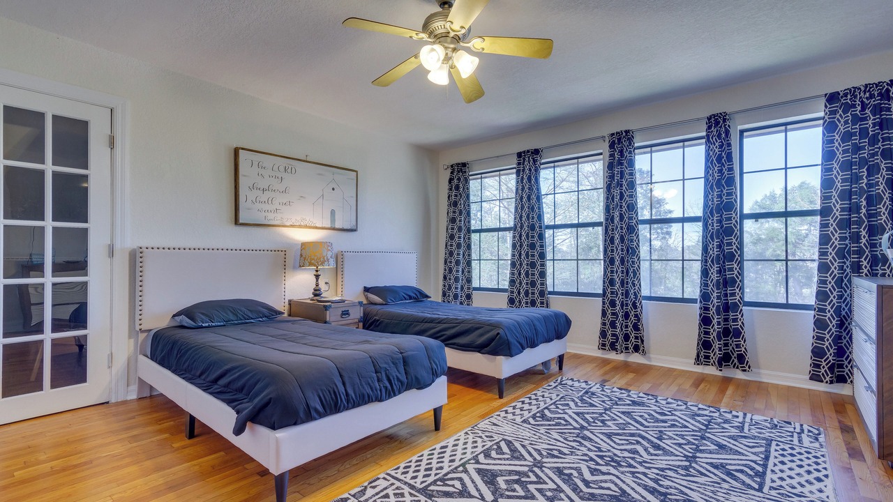 Photo of Others in Milton