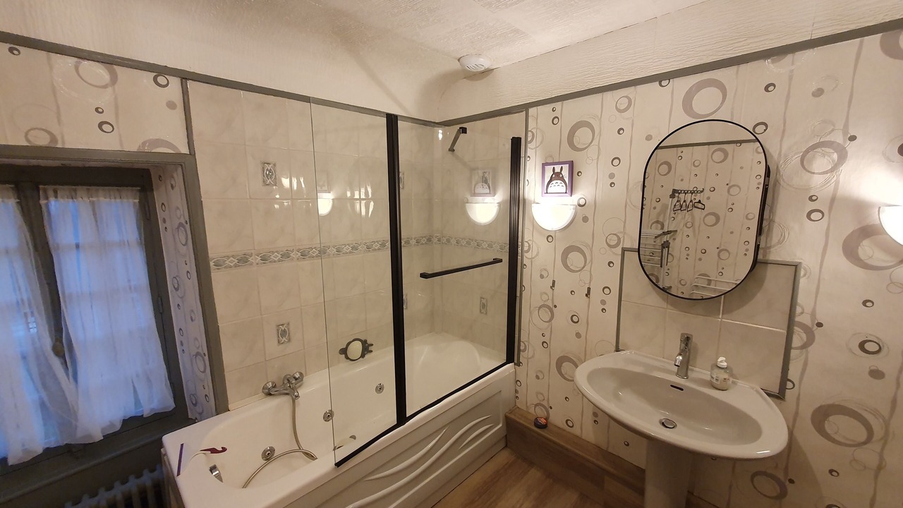 Photo of Bathroom in Clecy