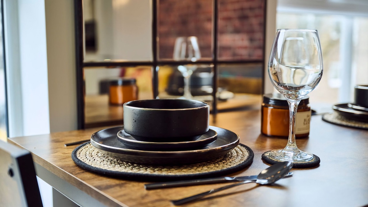 Photo of Others in Luton