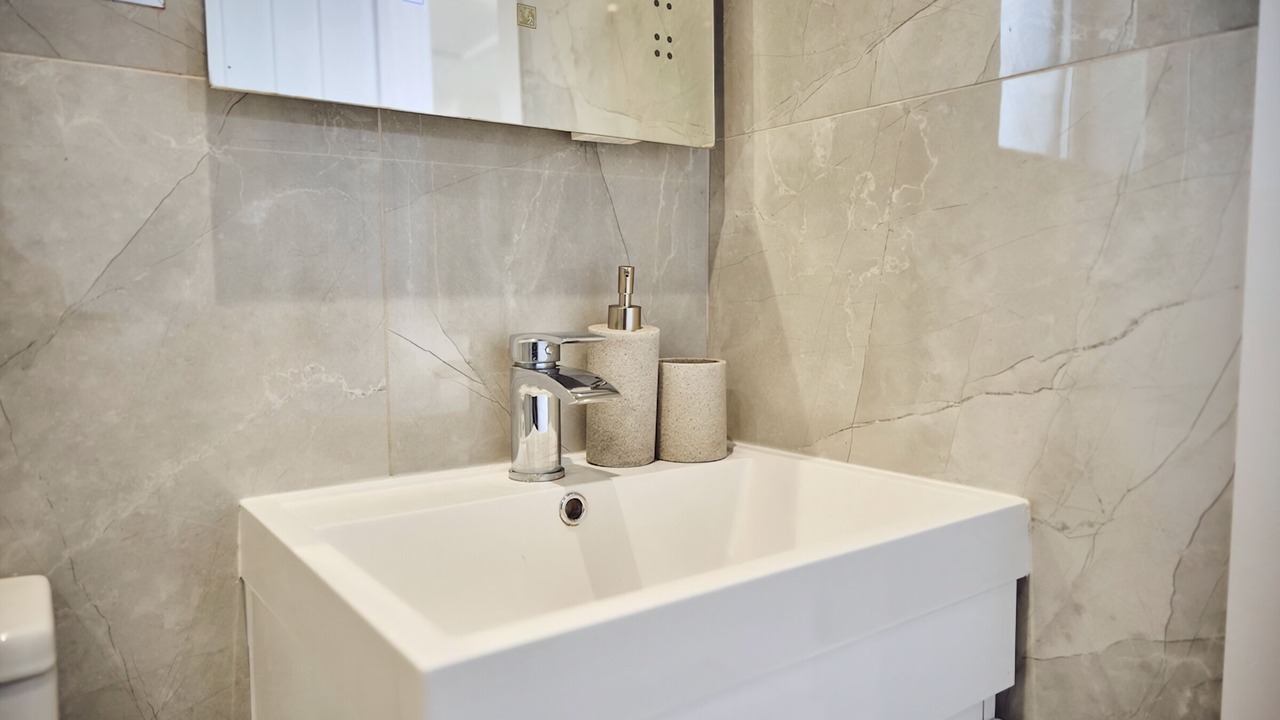 Photo of Bathroom in Luton