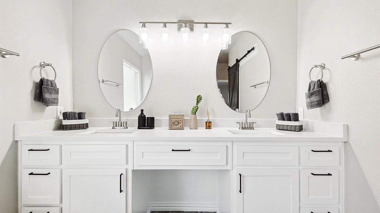 Photo of Bathroom in Saginaw
