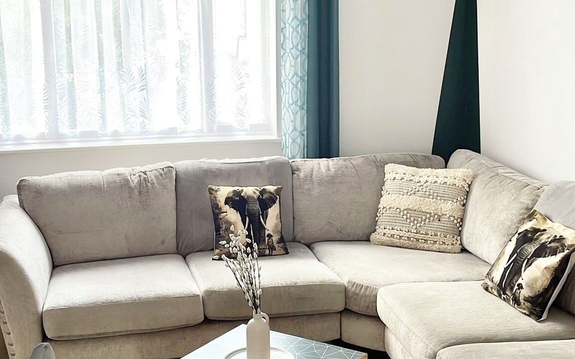 Photo of Livingroom in Chadwell