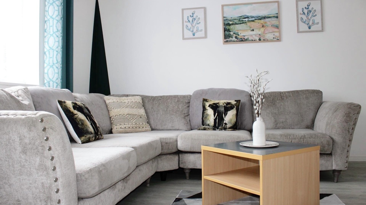 Photo of Livingroom in Chadwell