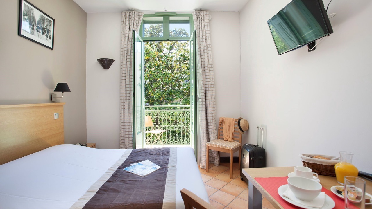 Photo of Others in Musicians Quarter