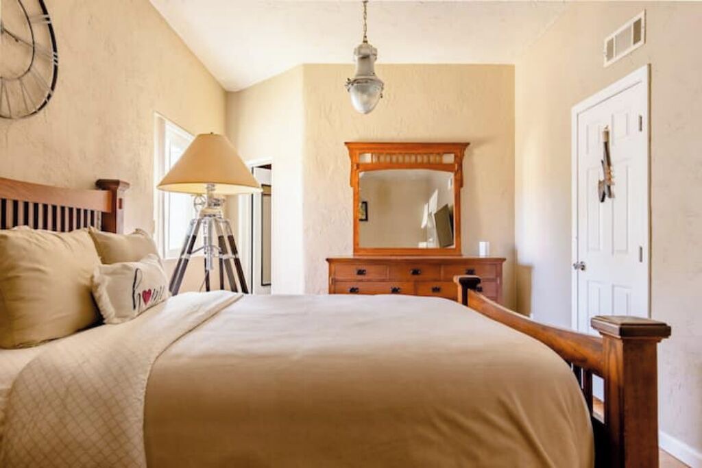 Photo of Bedroom in Oak Park