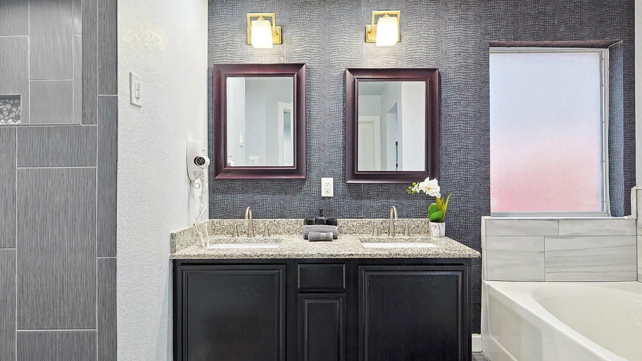 Photo of Bathroom in DeSoto