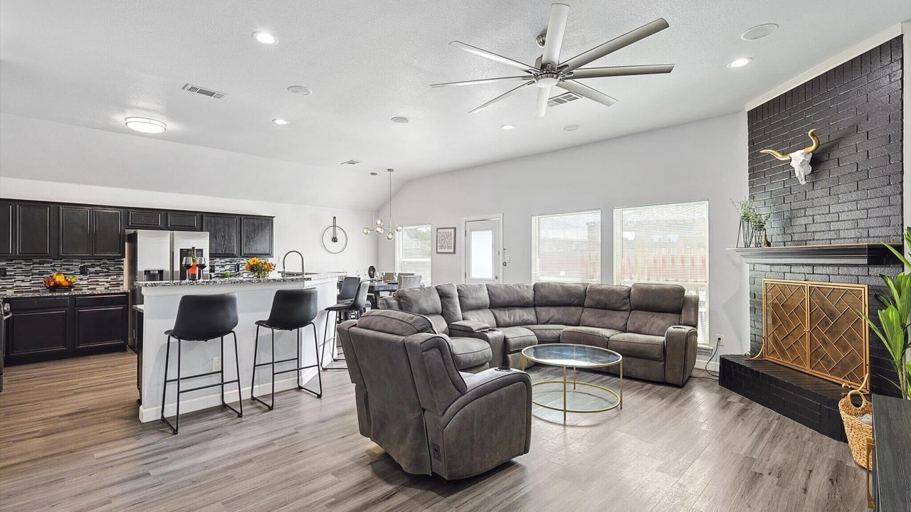 Photo of Bedroom in DeSoto