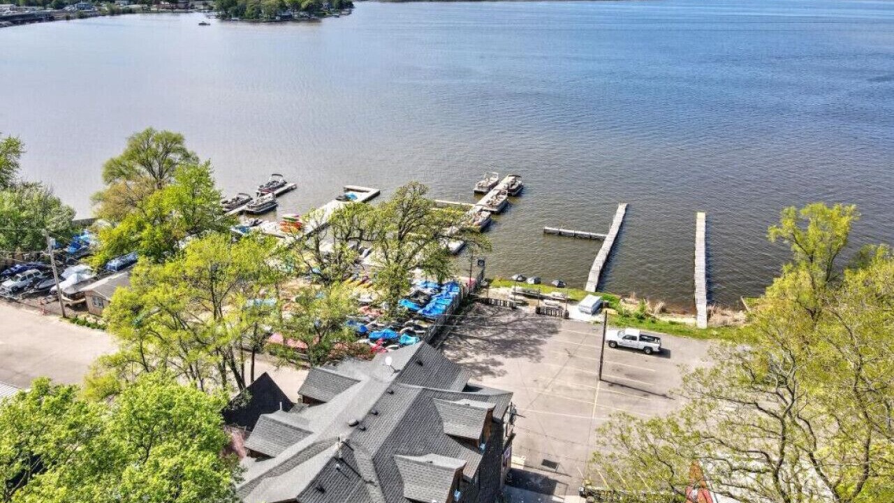 Photo of Outdoor in Fox Lake