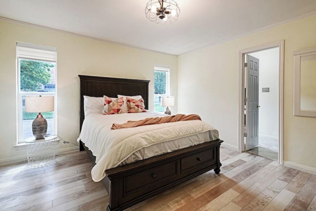 Photo of Bedroom in Allen