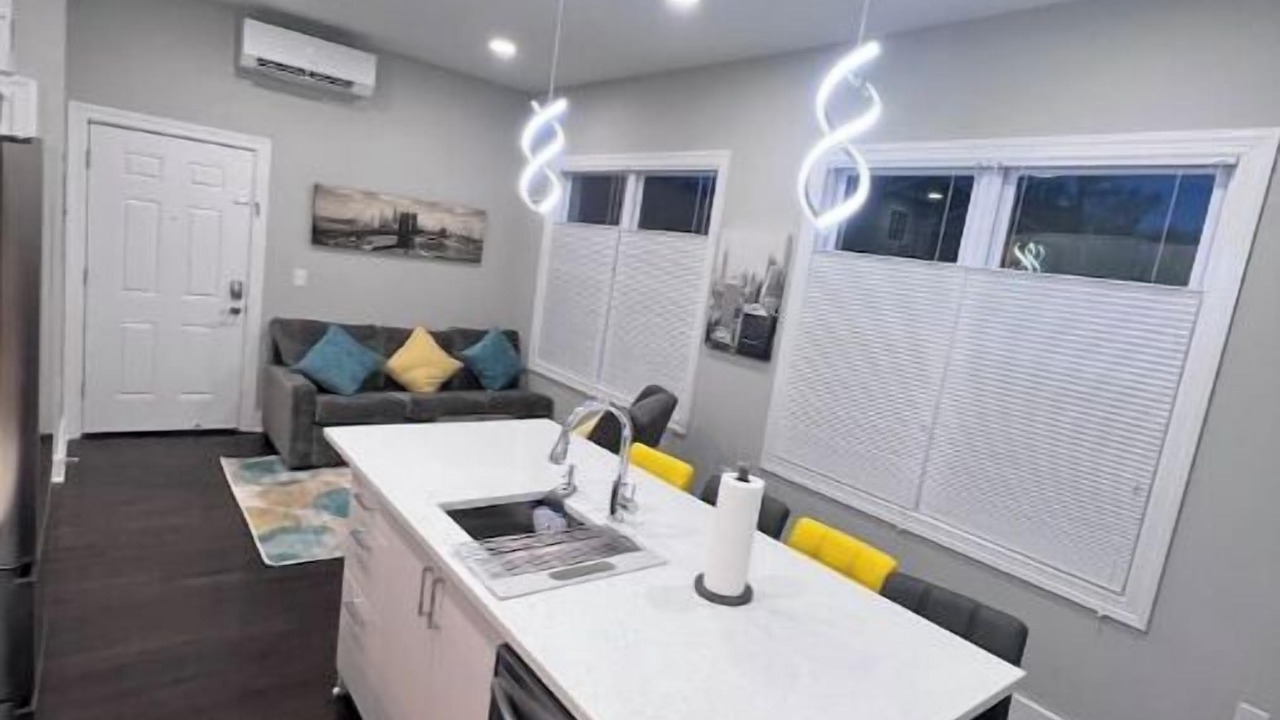 Photo of Others in Livingston