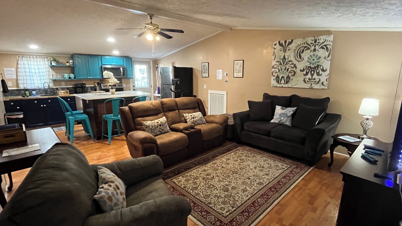 Photo of Livingroom in Smithville