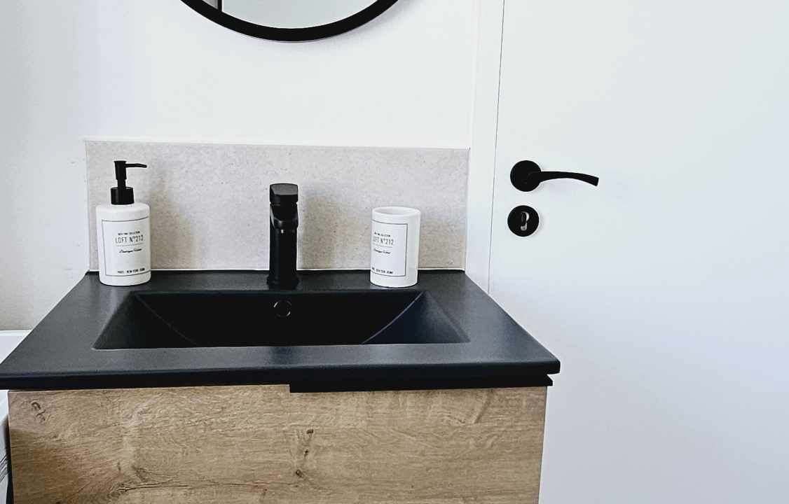 Photo of Bathroom in Troarn