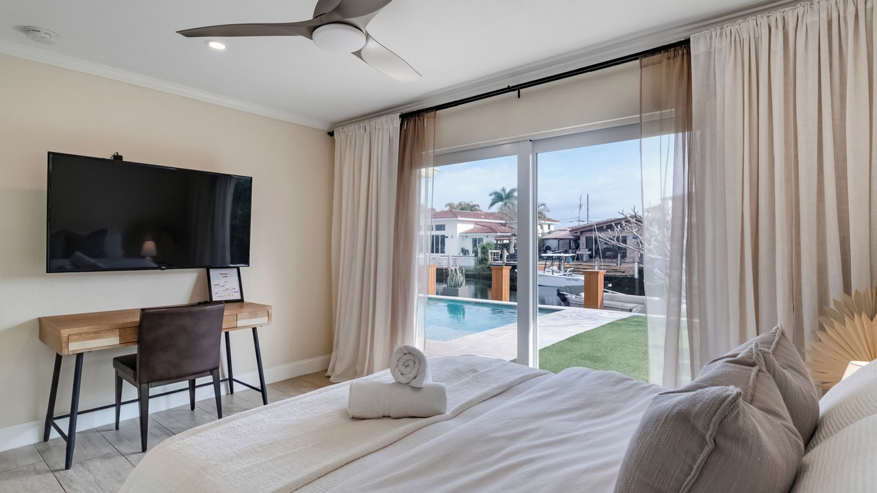 Photo of Bedroom in Pompano Isles