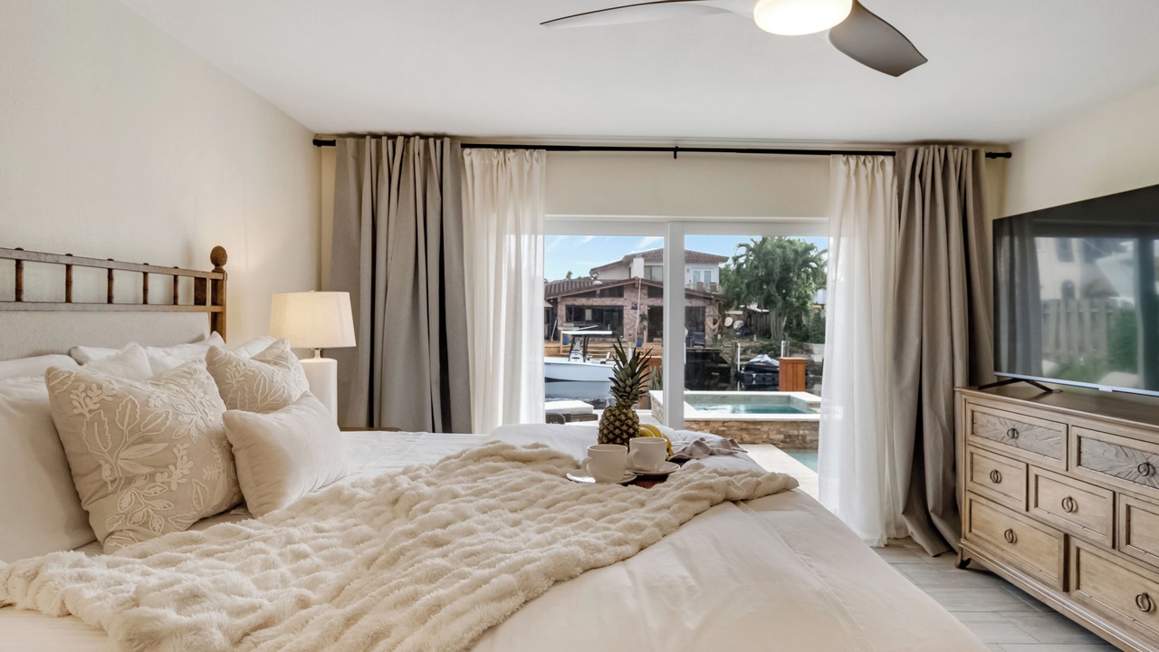 Photo of Bedroom in Pompano Isles