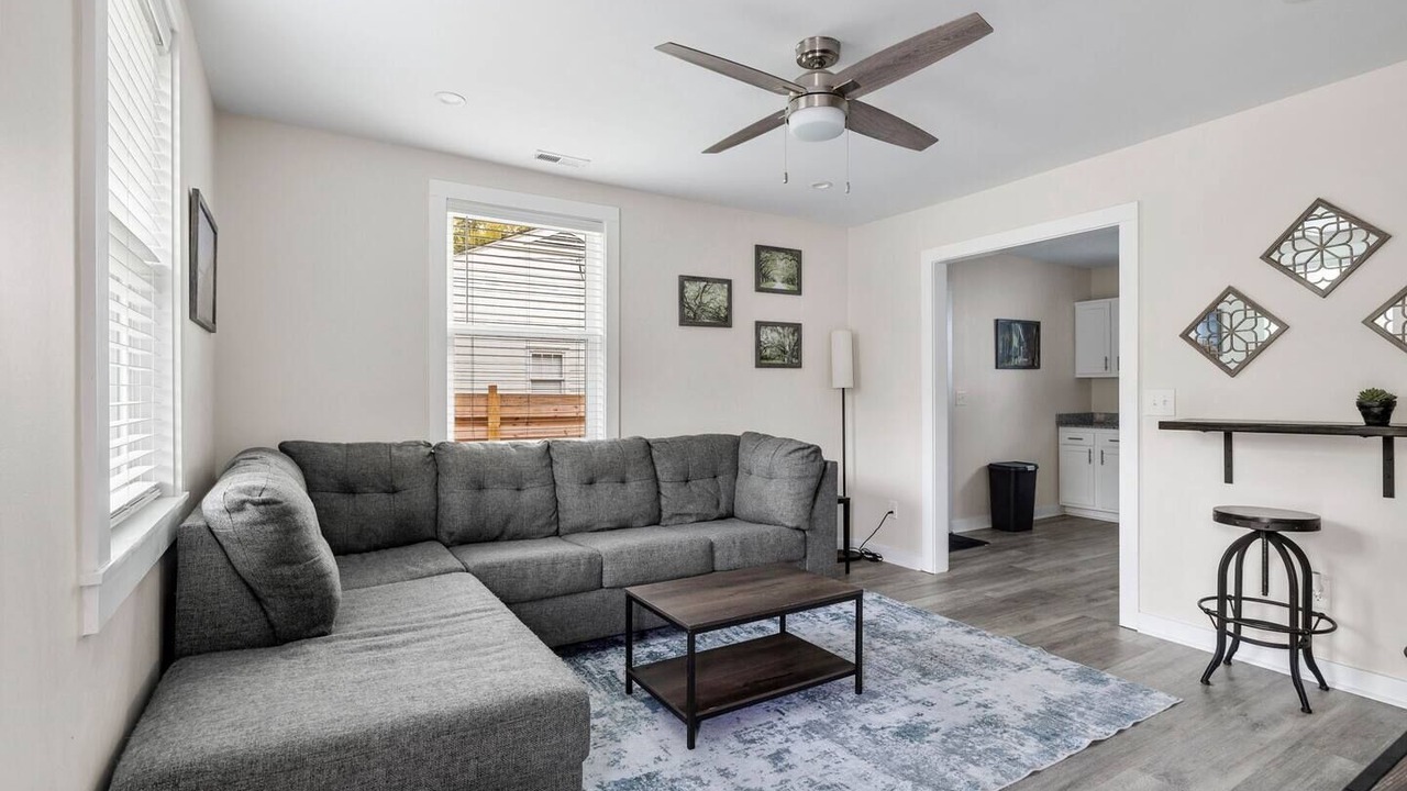 Photo of Livingroom in West Ashley