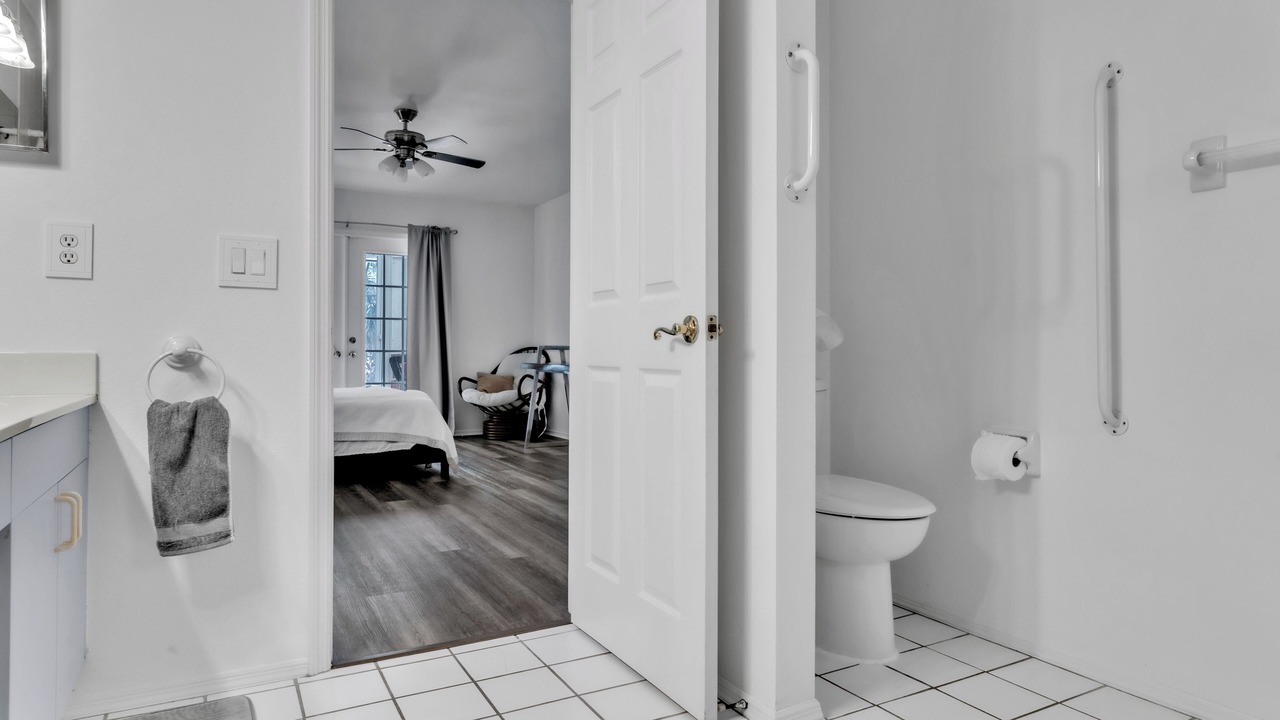 Photo of Bathroom in Port Charlotte