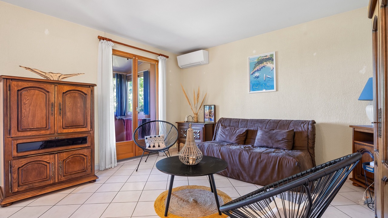 Photo of Livingroom in Les Bormettes