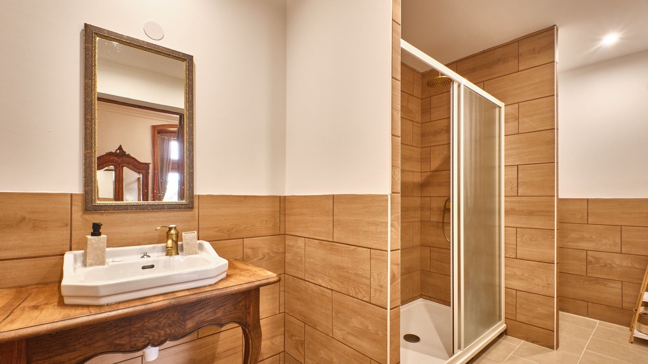 Photo of Bathroom in Saint-Geoire-en-Valdaine