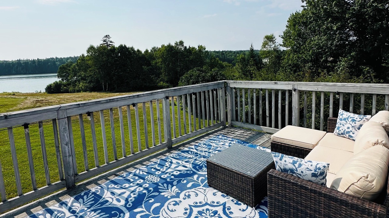 Photo of Patio Balcony in Roque Bluffs