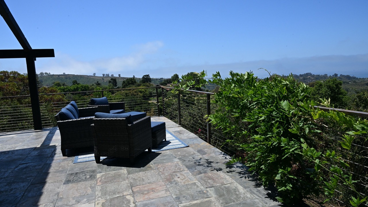 Photo of Patio Balcony in Carpinteria