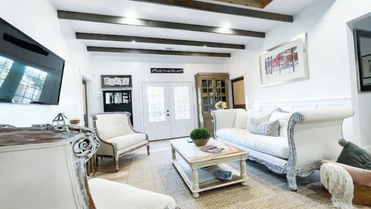 Photo of Livingroom in Liberty Hill