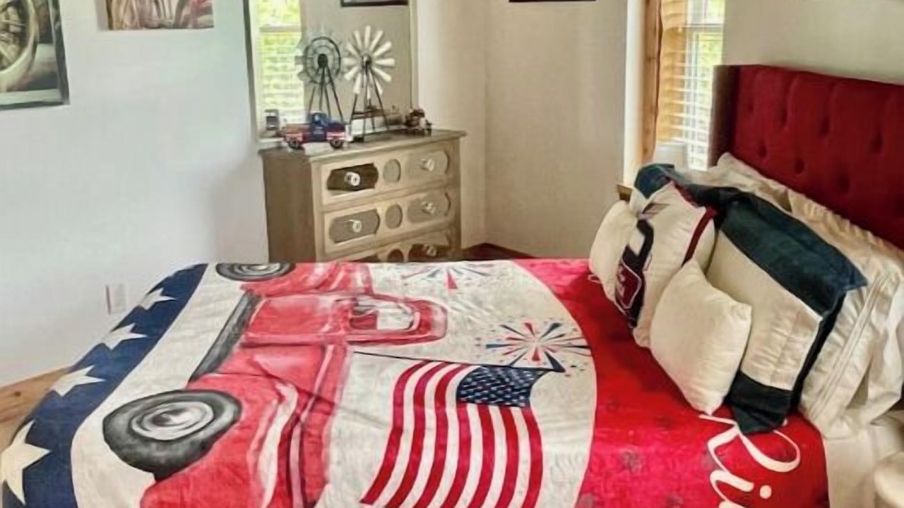 Photo of Bedroom in Liberty Hill