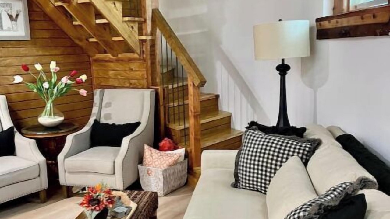 Photo of Livingroom in Liberty Hill