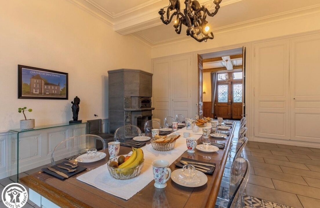 Photo of Others in Joze