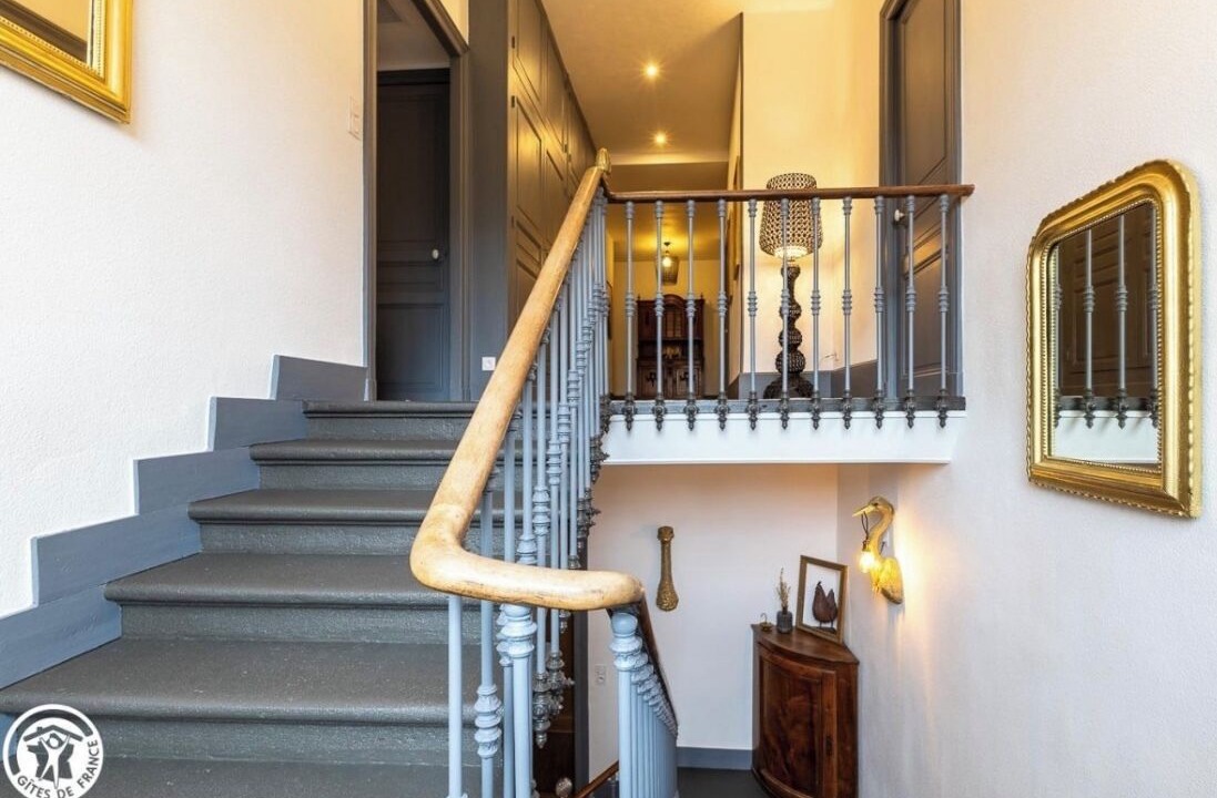 Photo of Others in Joze