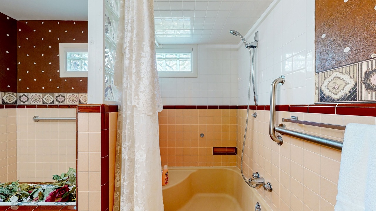 Photo of Bathroom in Lubbock