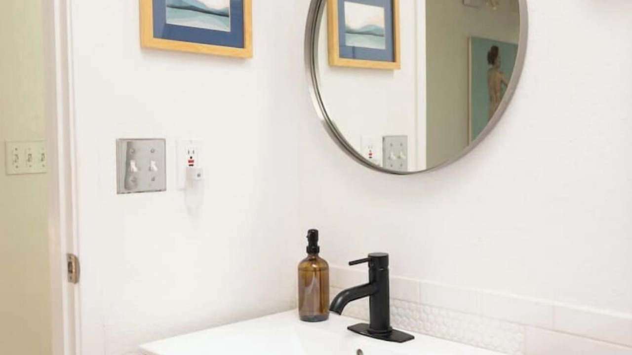 Photo of Bathroom in Martindale