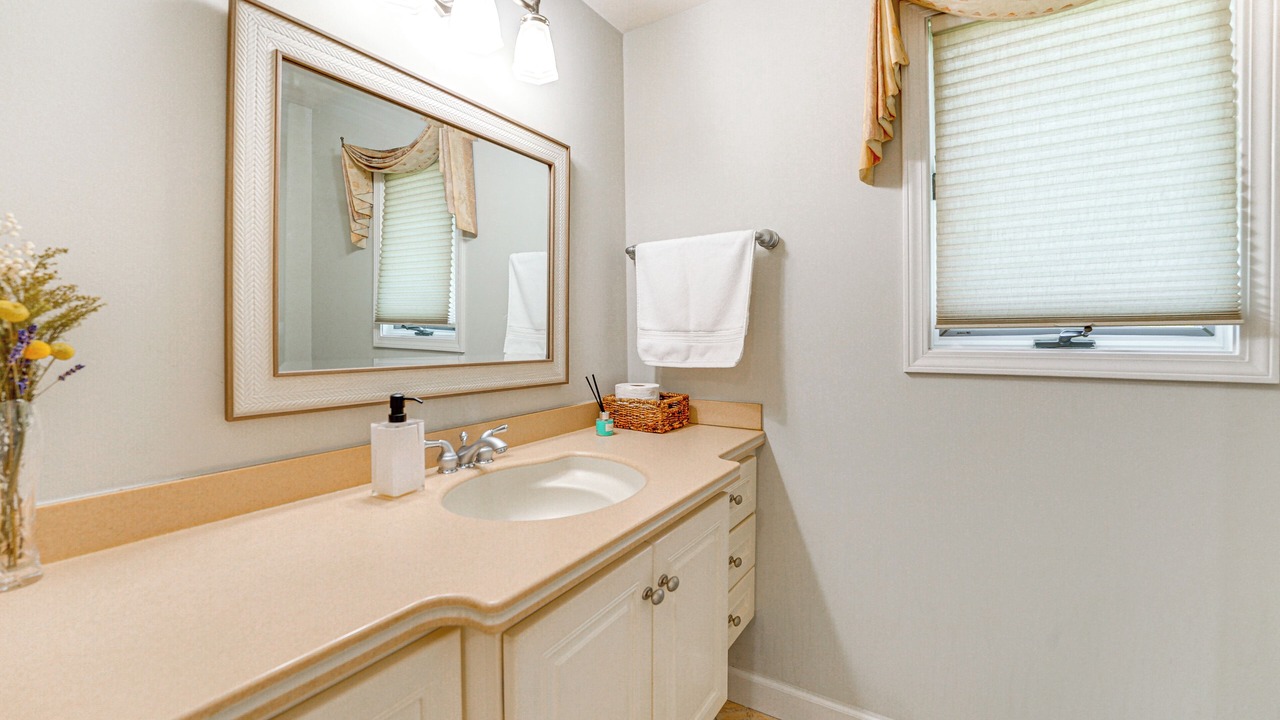 Photo of Bathroom in Anchor Bay Harbor