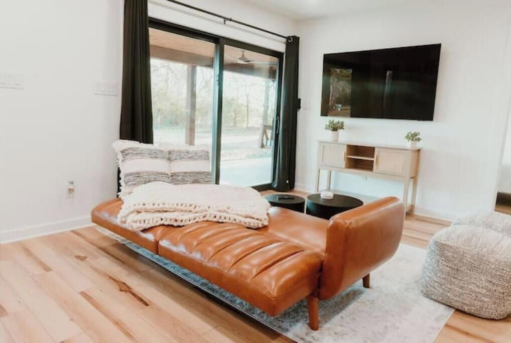 Photo of Livingroom in Hearne
