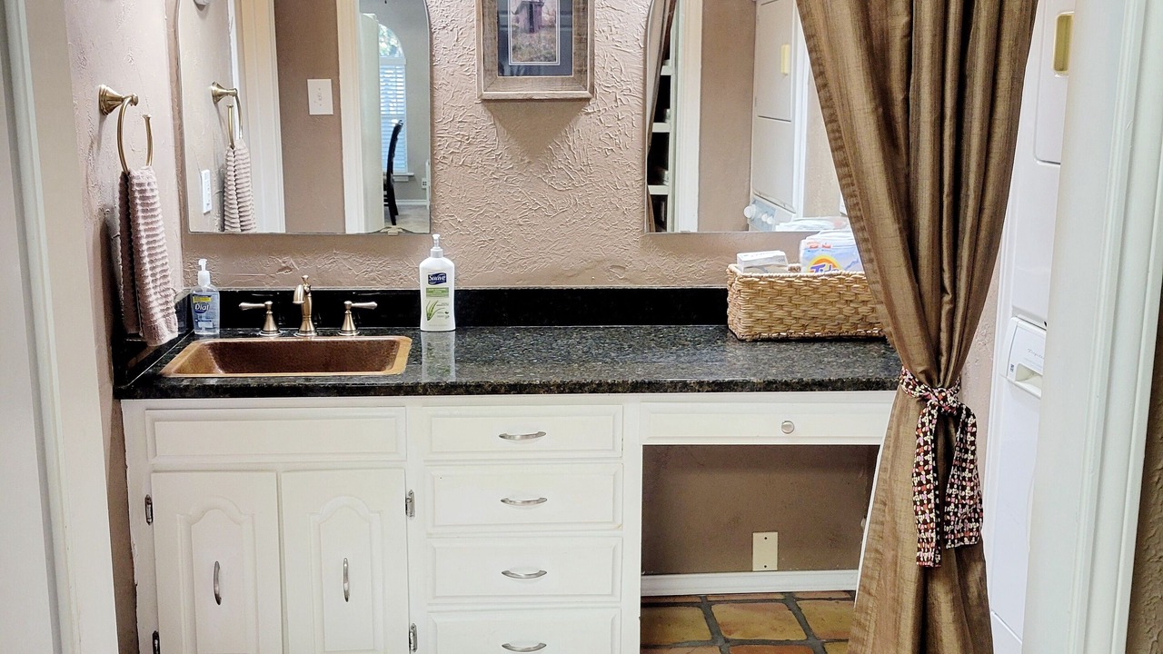 Photo of Bathroom in Colleyville