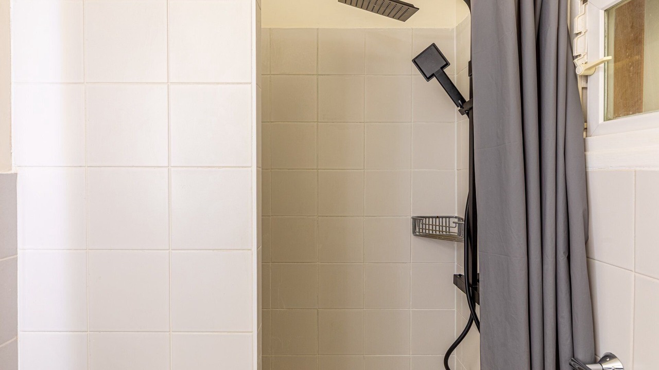 Photo of Bathroom in Val-de-Grace