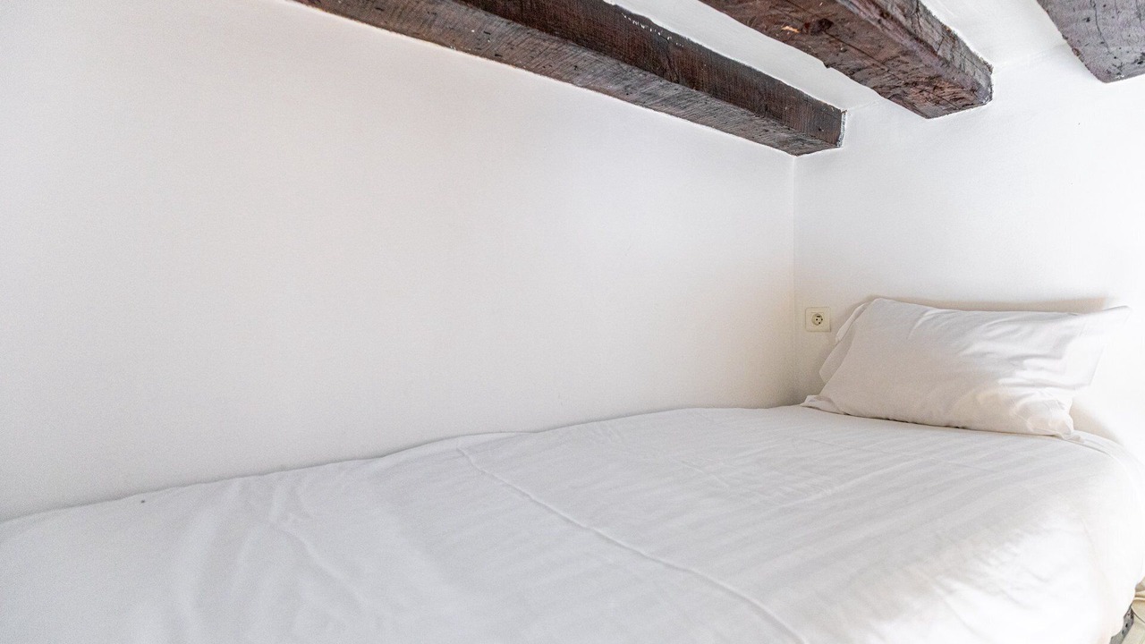 Photo of Bedroom in Val-de-Grace