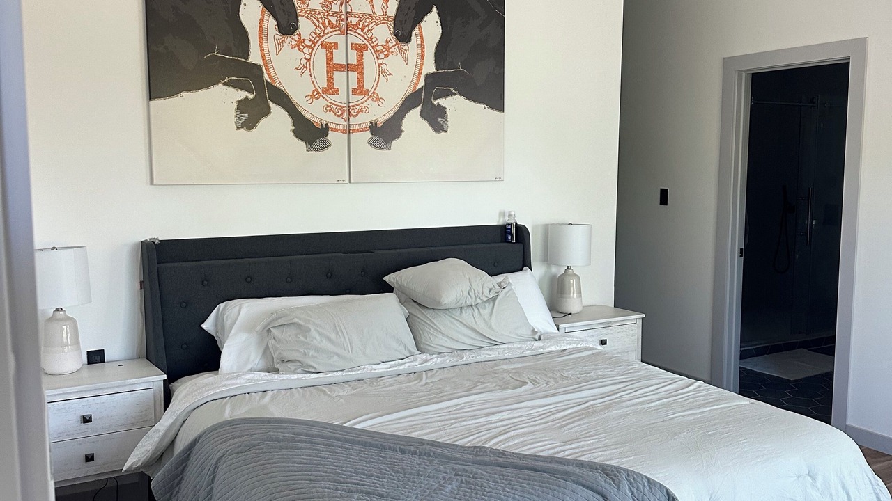 Photo of Bedroom in Cleveland