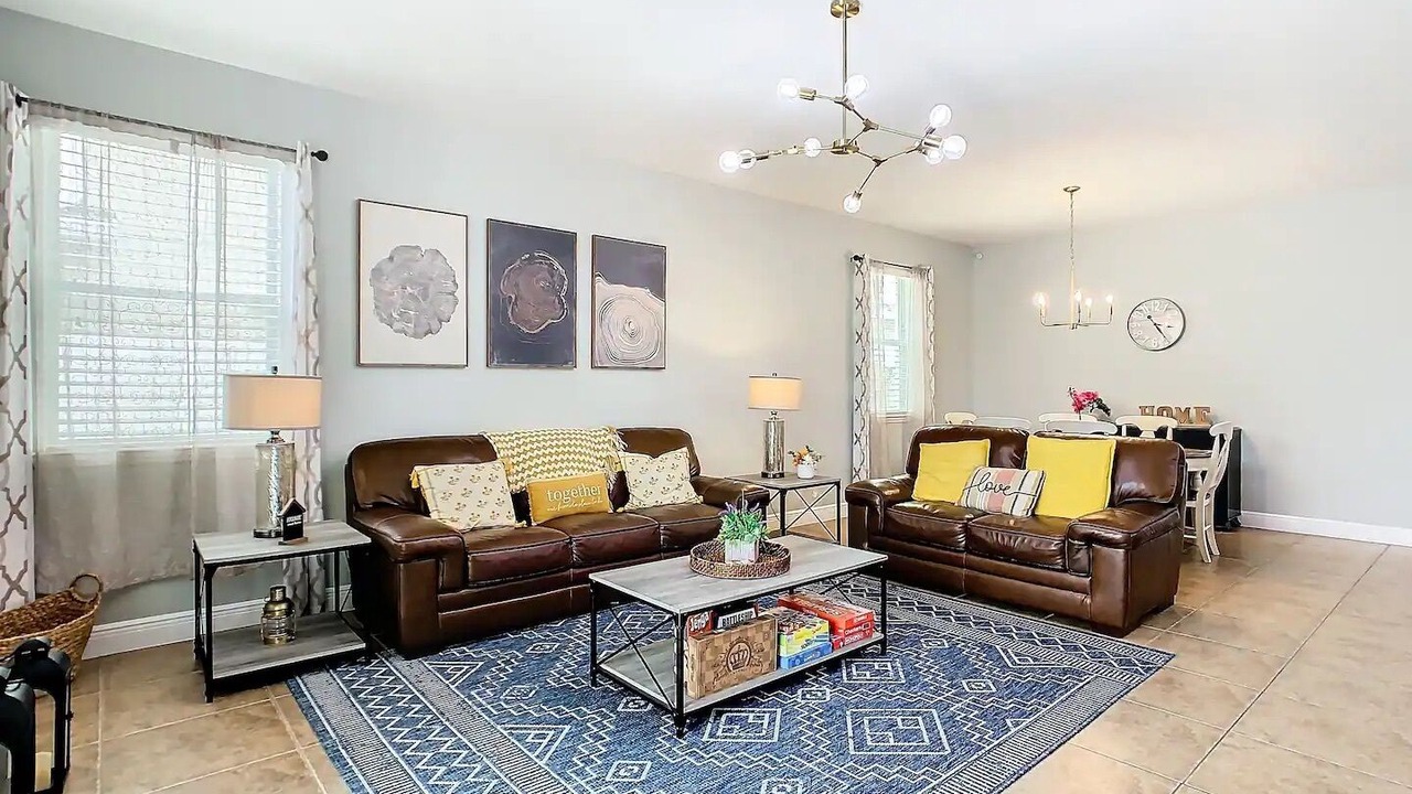 Photo of Livingroom in Crystal Cove