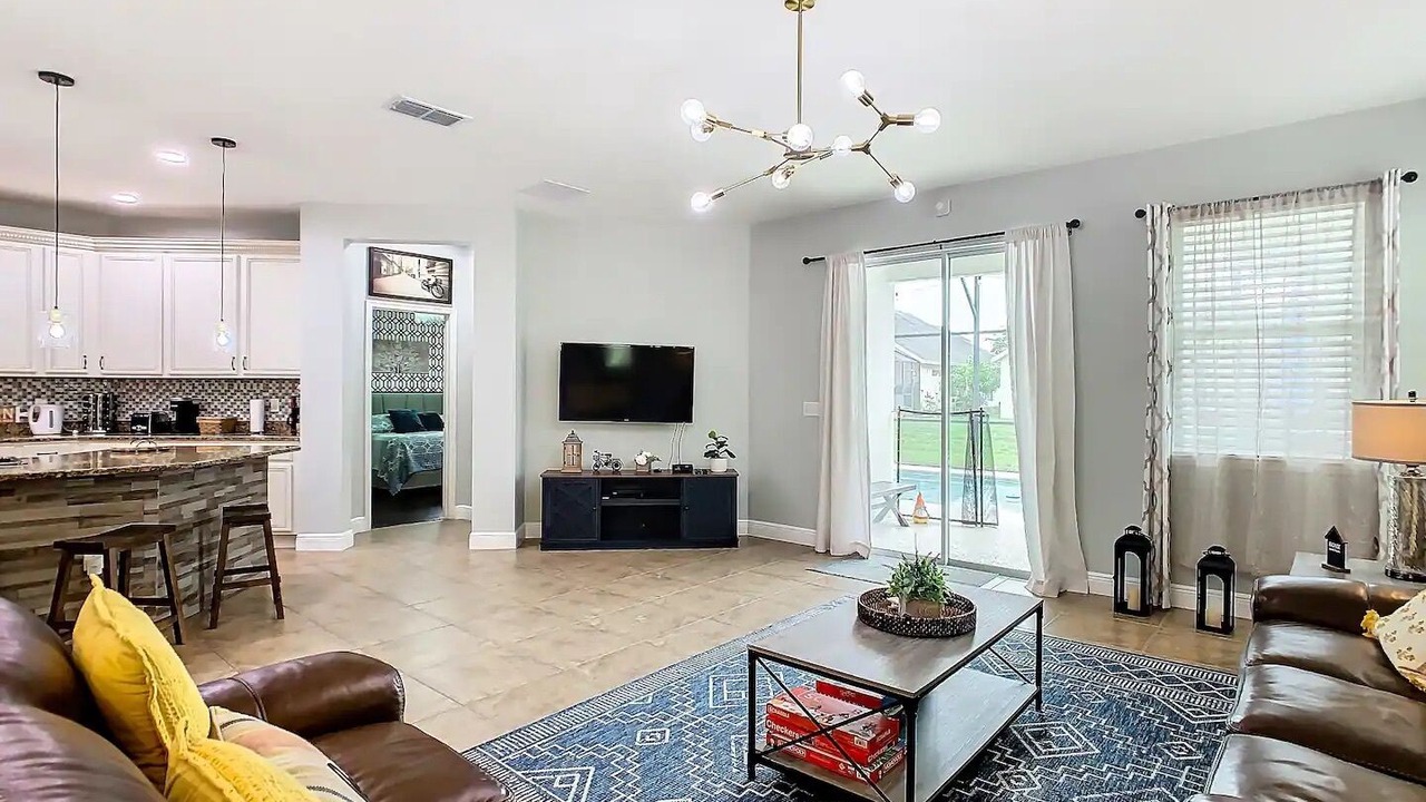 Photo of Livingroom in Crystal Cove