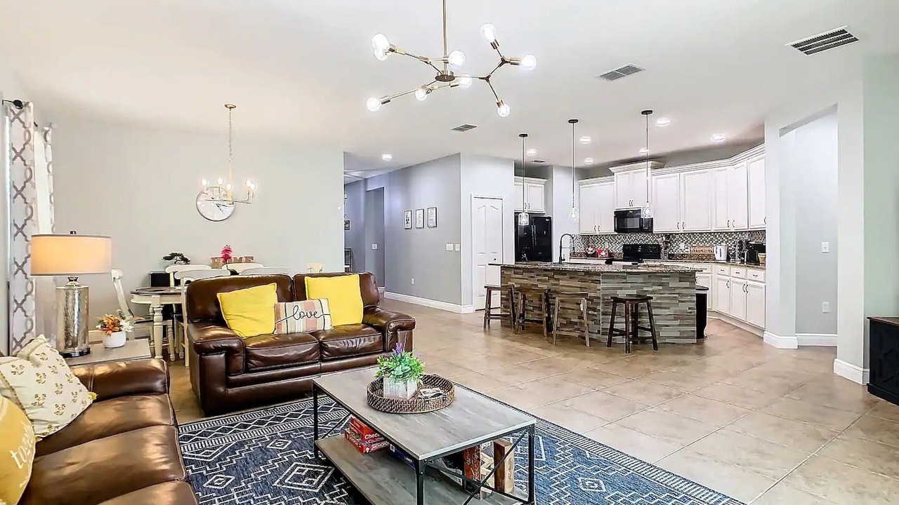 Photo of Livingroom in Crystal Cove