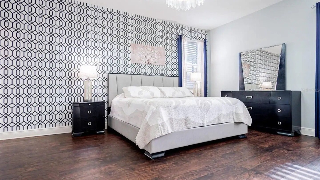 Photo of Bedroom in Crystal Cove