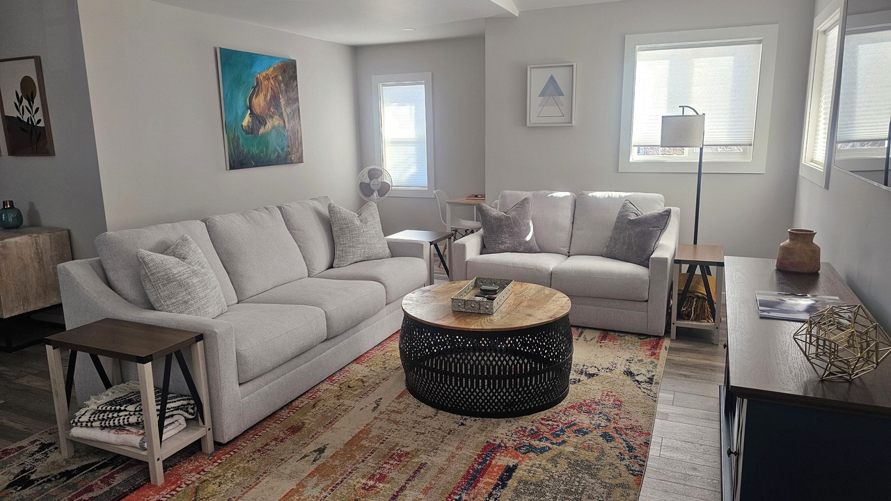 Photo of Livingroom in Victor