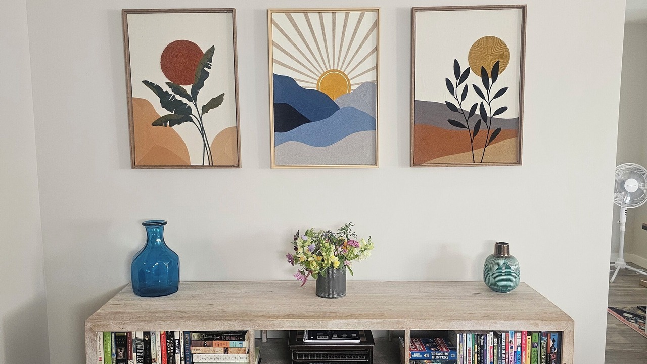 Photo of Others in Victor