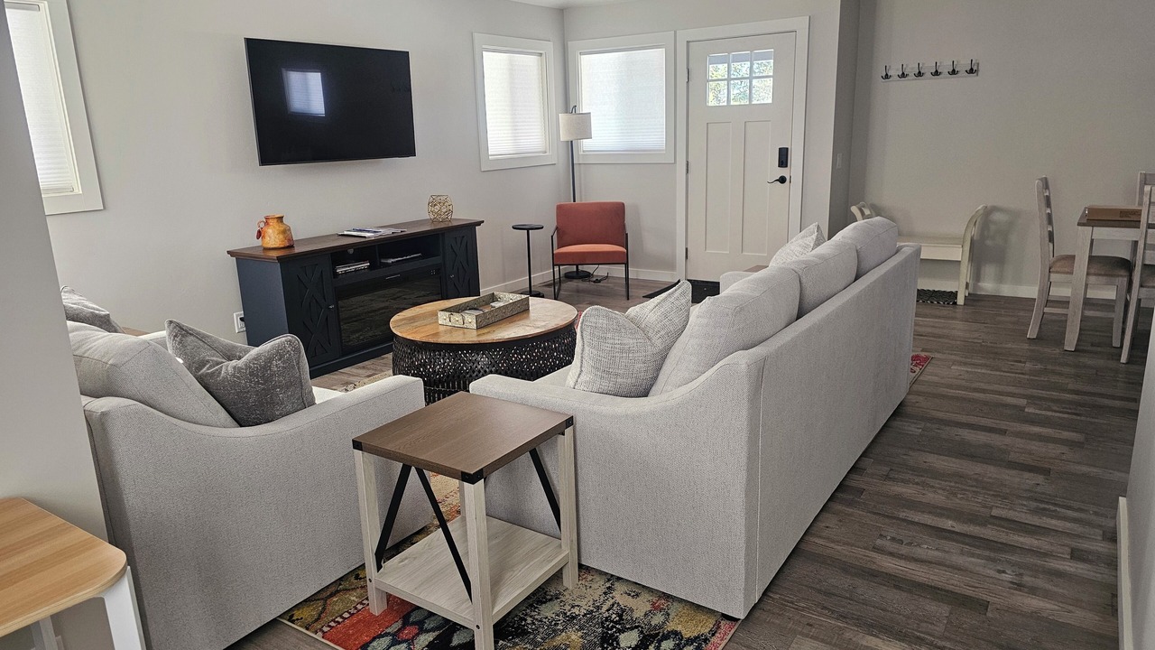 Photo of Livingroom in Victor