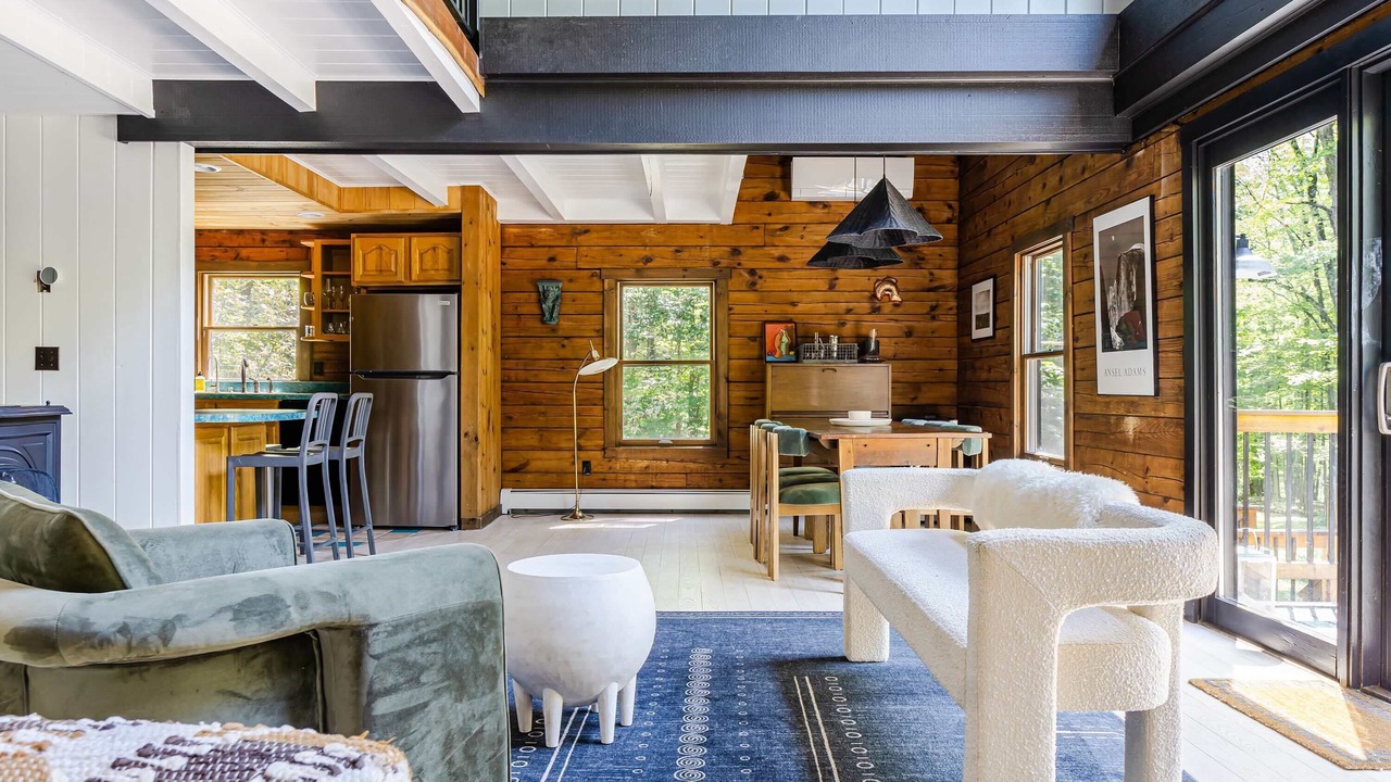 Photo of Livingroom in New Paltz