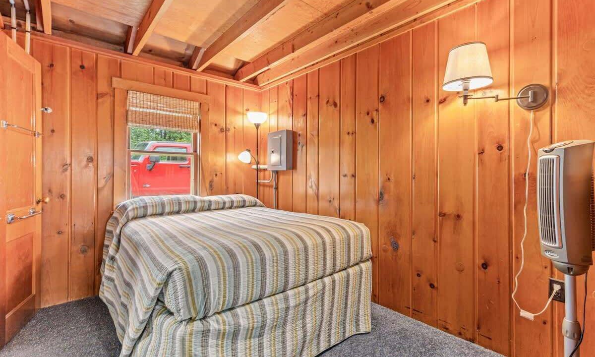 Photo of Others in Brill