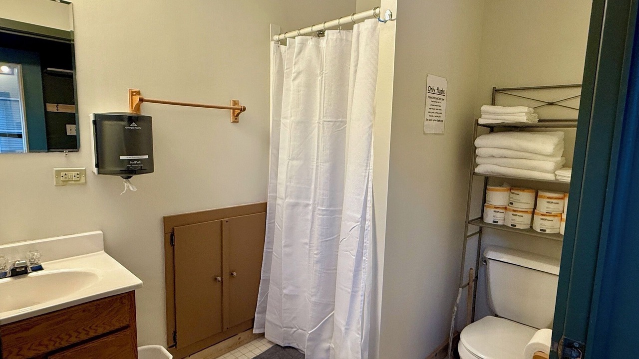 Photo of Bathroom in Butternut
