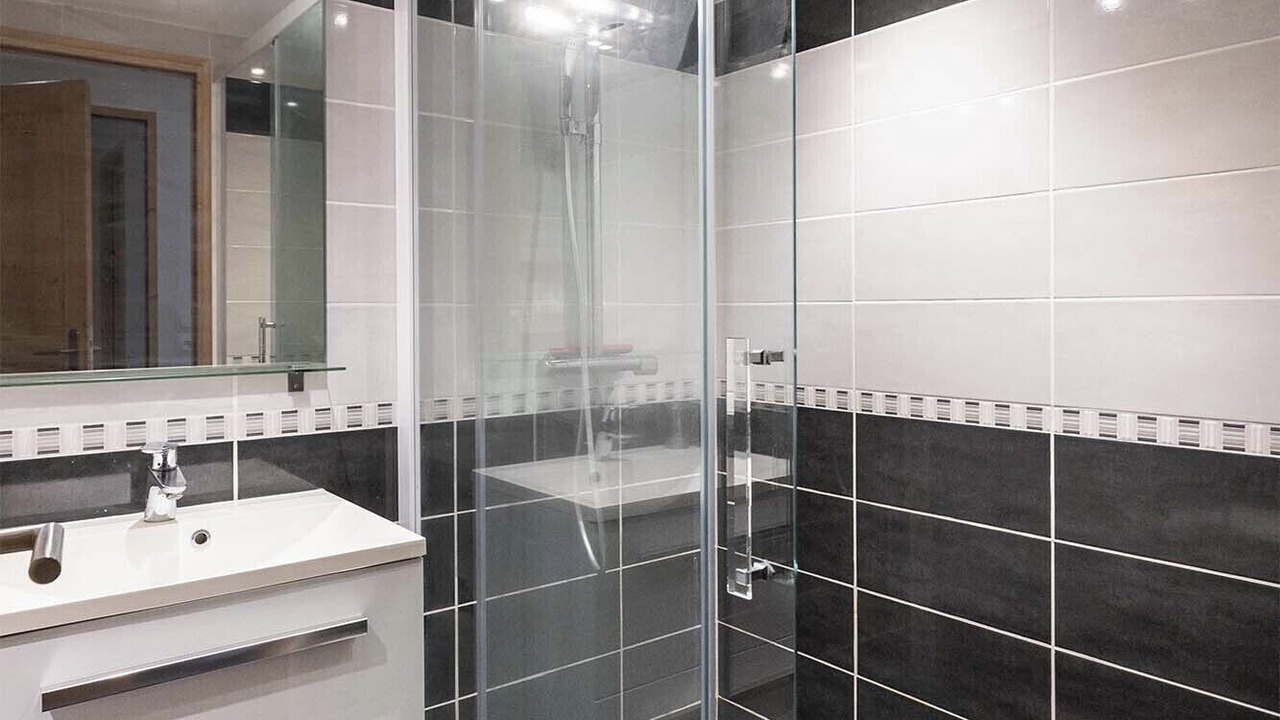 Photo of Bathroom in Nancroit