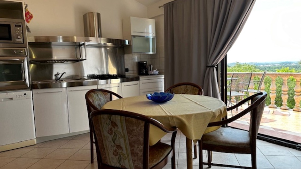 Photo of Kitchen in Mugeba