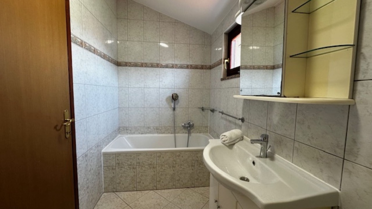 Photo of Bathroom in Mugeba